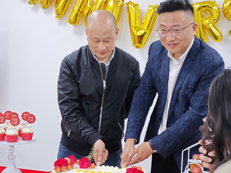 orivision-20th-anniversary-celebration-office-move-03.jpg orivision-20th-anniversary-celebration-office-move-03.jpg